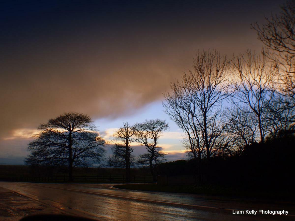 Lakefield Gallery Keel  エクステリア 写真